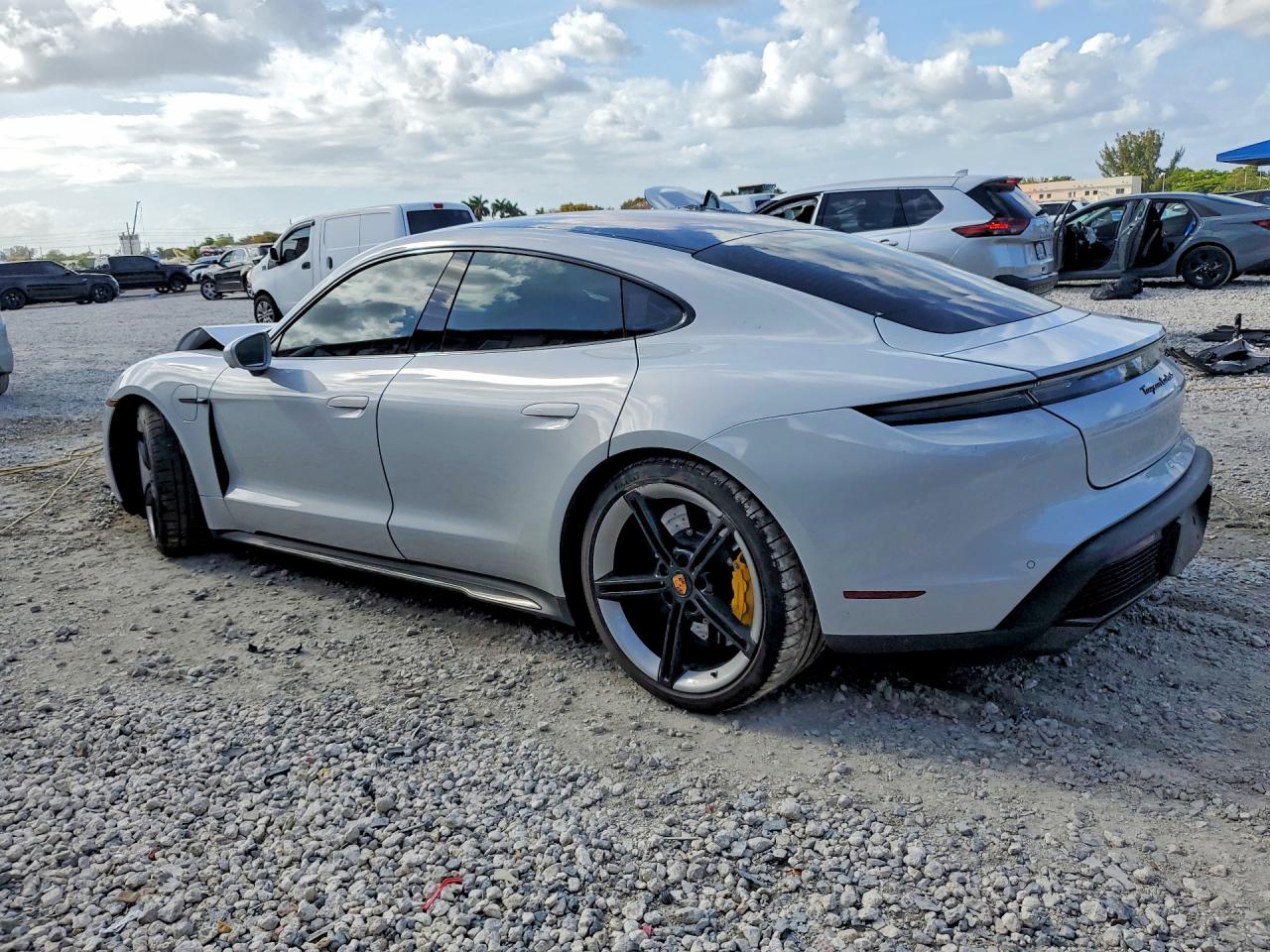 Porsche Taycan Turbo