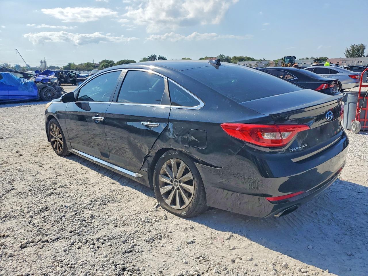 Hyundai SONATA Sport