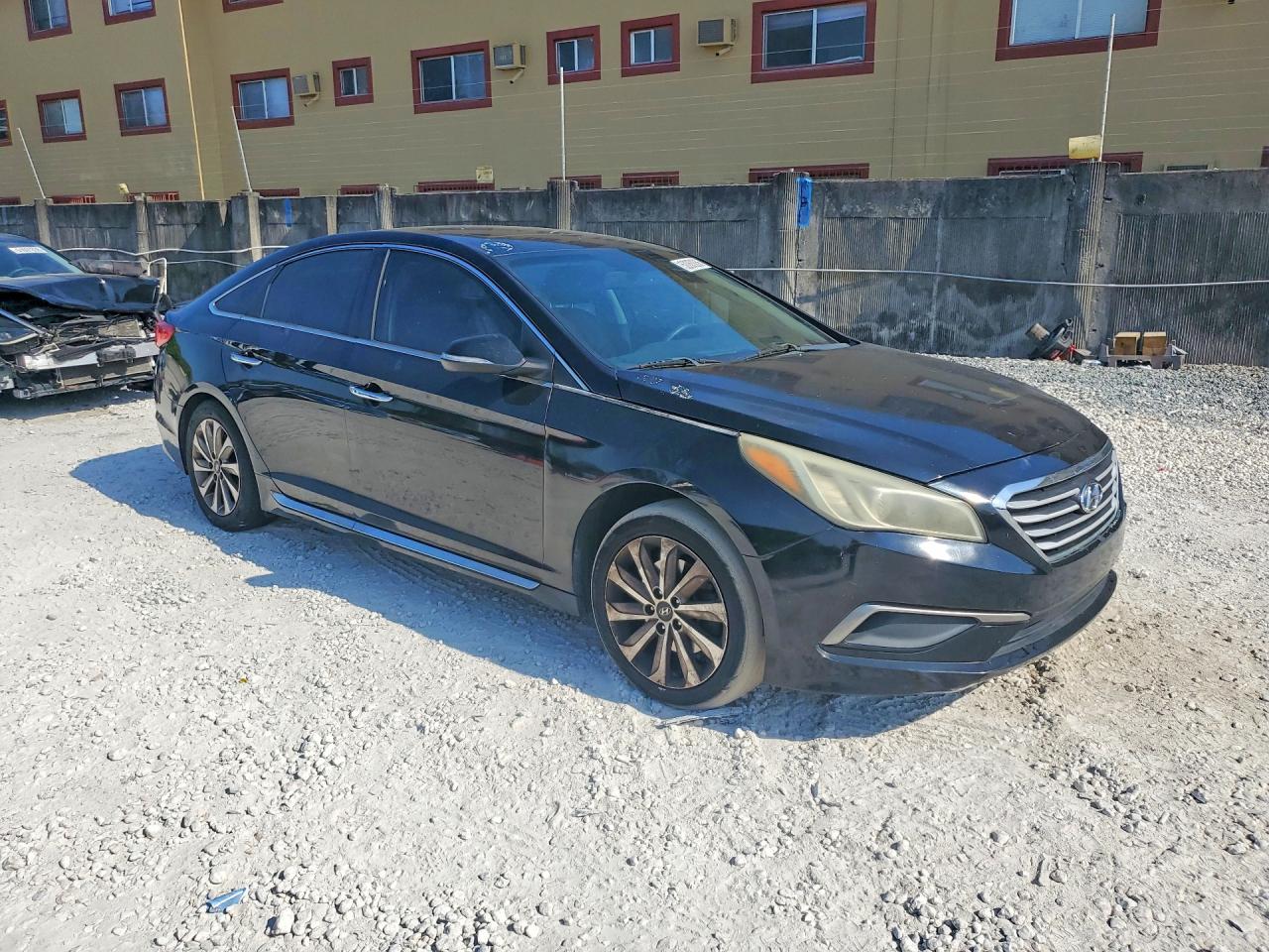 Hyundai SONATA Sport