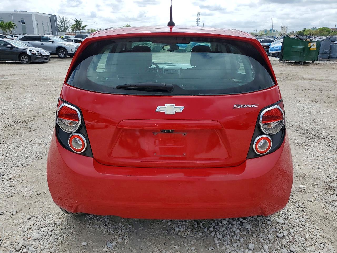Chevrolet Sonic Ls