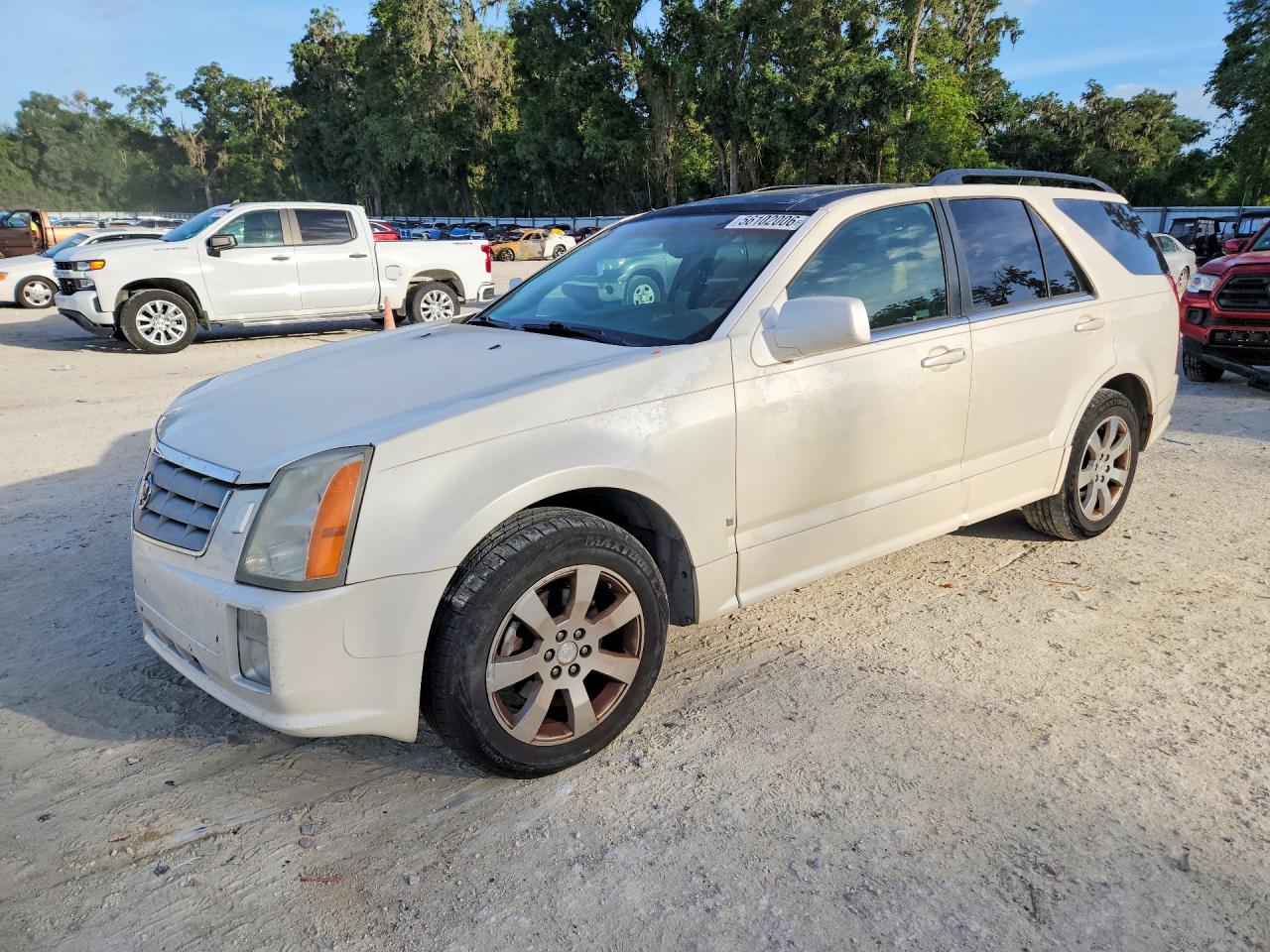 Salvage Cadillac SRX Image
