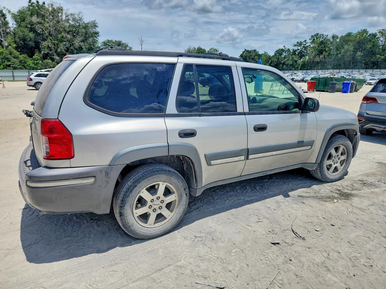 Isuzu Ascender S