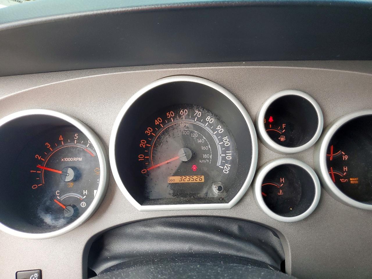 Toyota Tundra Crewmax Sr5