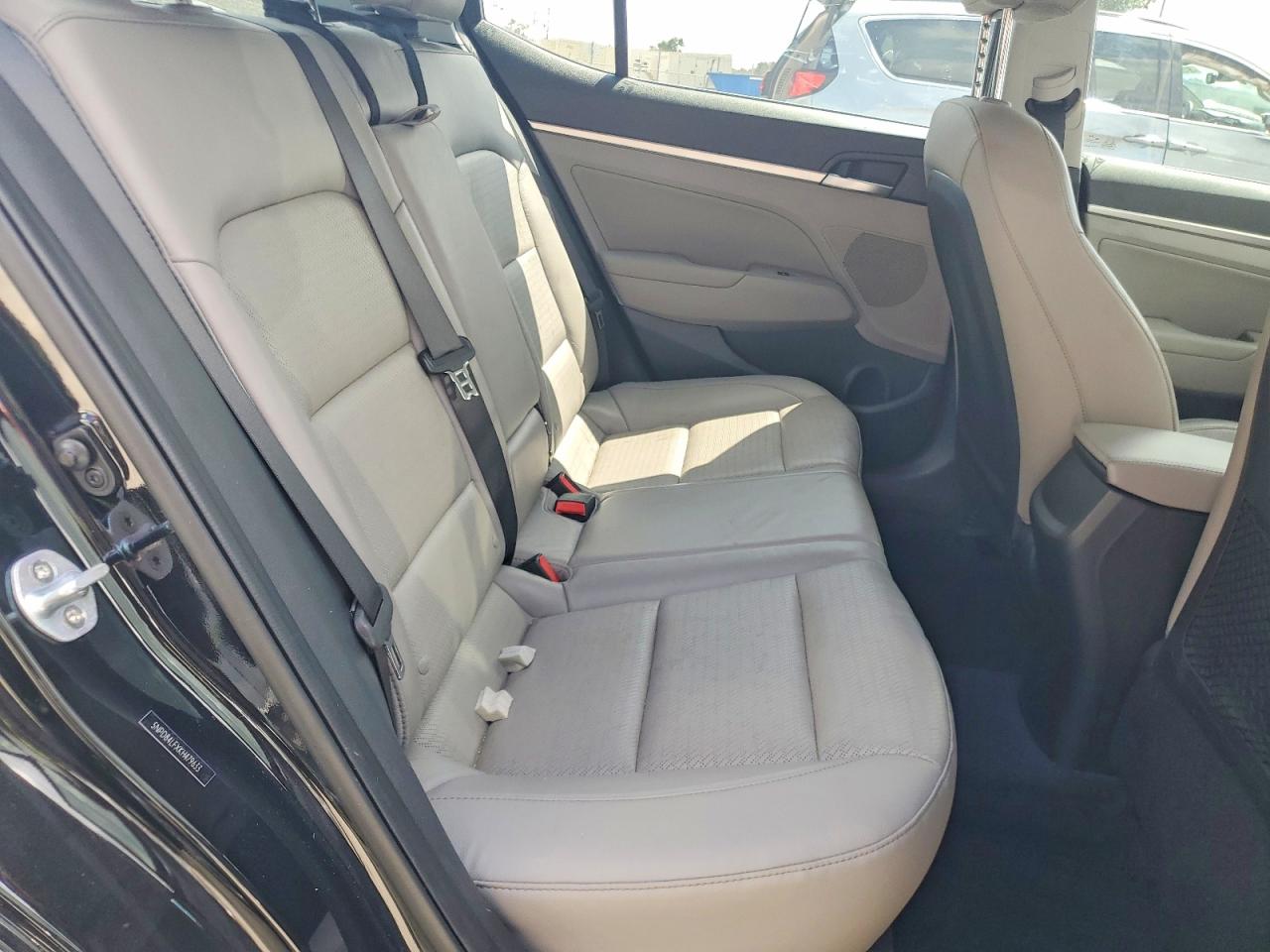 Hyundai ELANTRA Limited