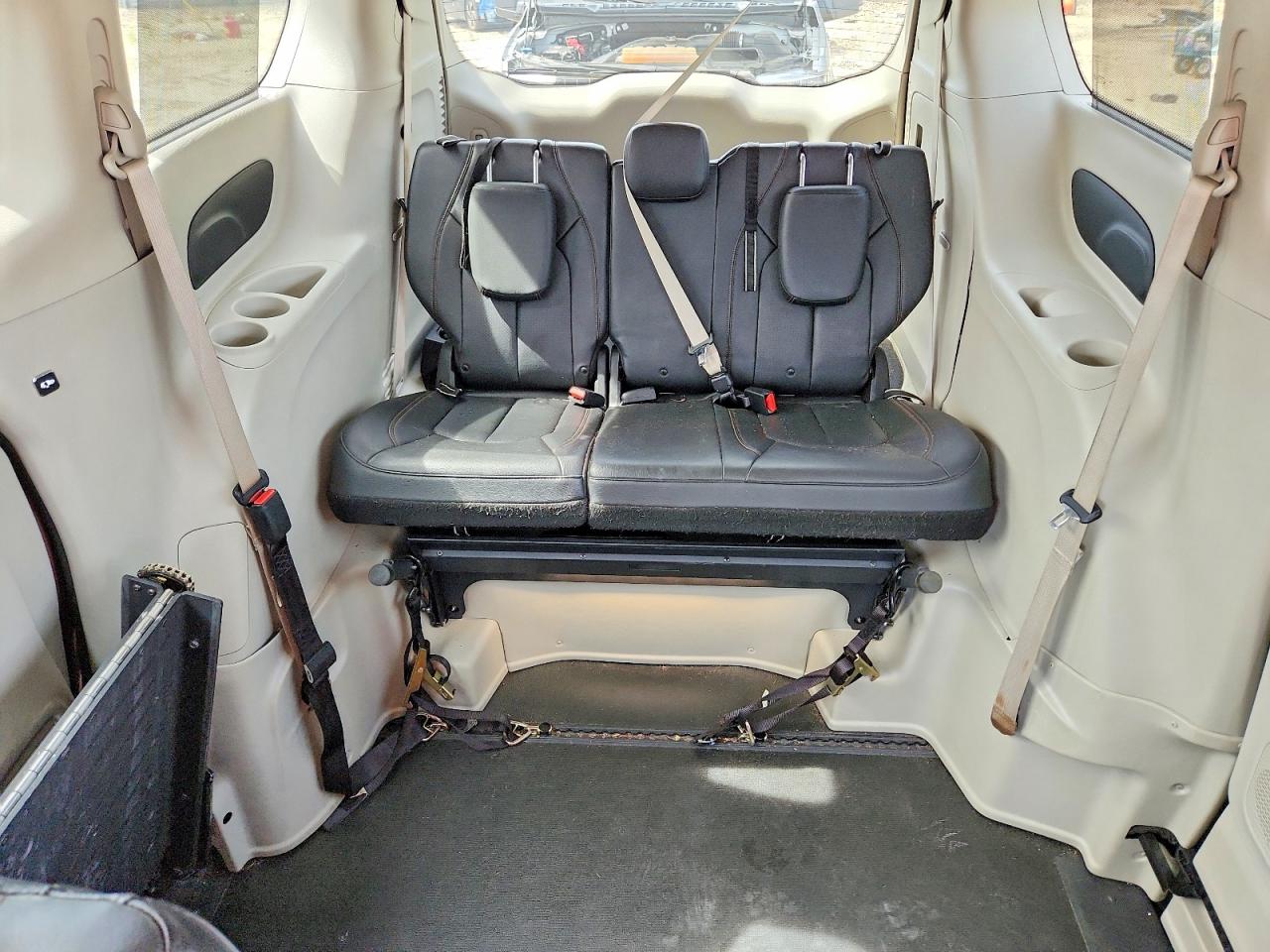 Chrysler Pacifica Touring L