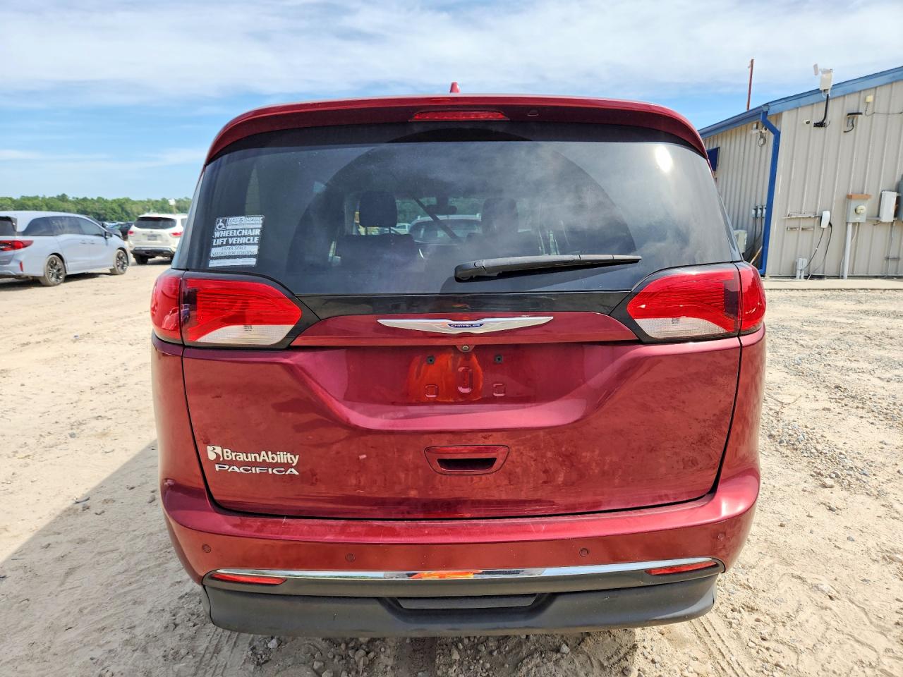 Chrysler Pacifica Touring L