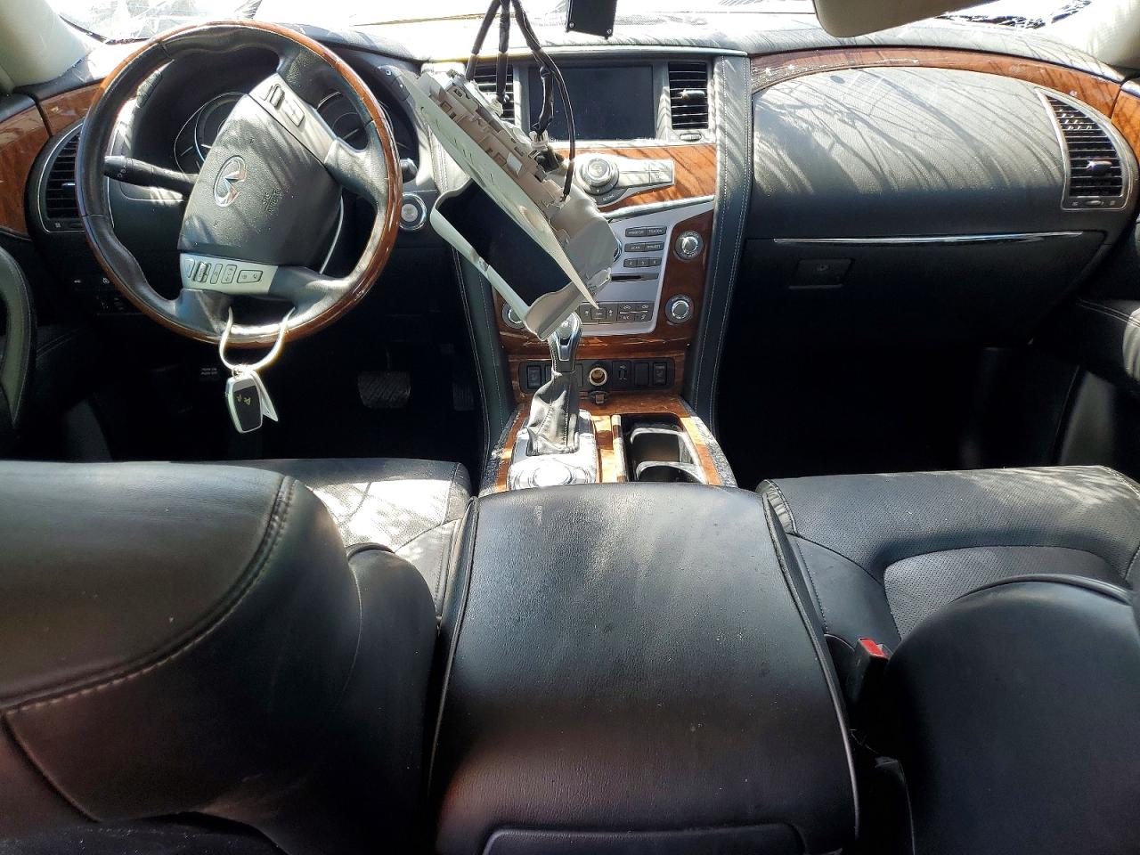 INFINITI Qx Luxe