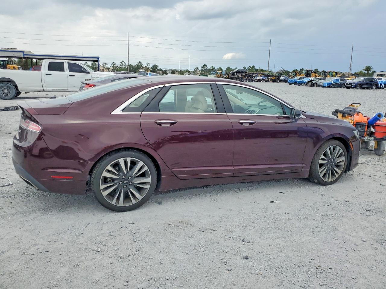 Lincoln MKZ