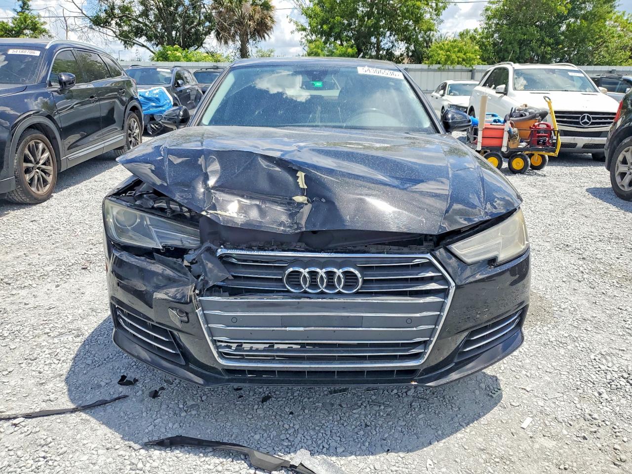 Audi A4 Premium