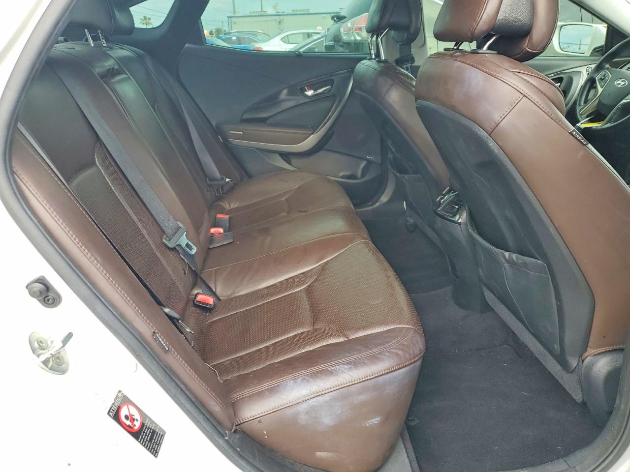 Hyundai Azera Base