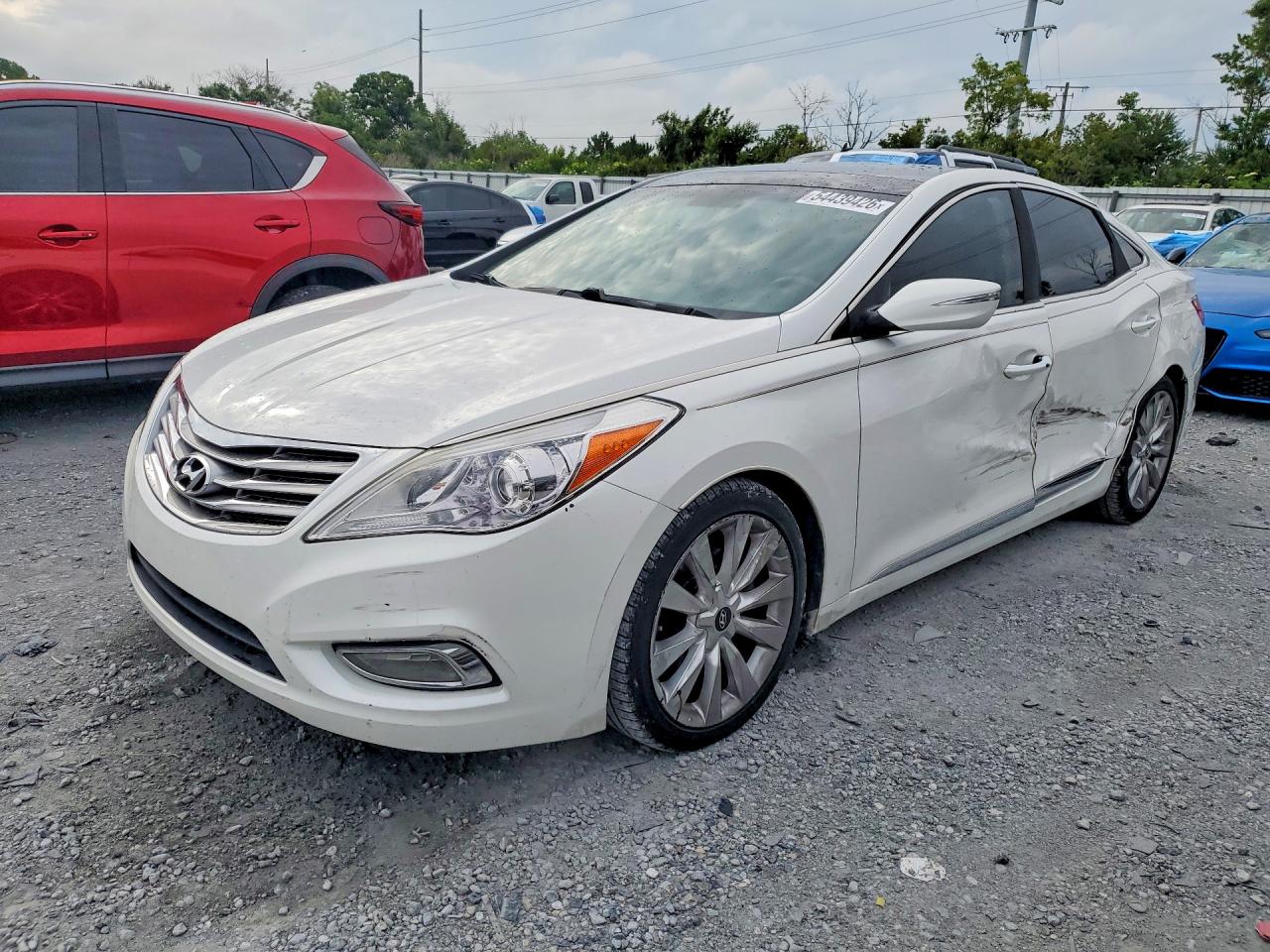 Salvage Hyundai Azera Image