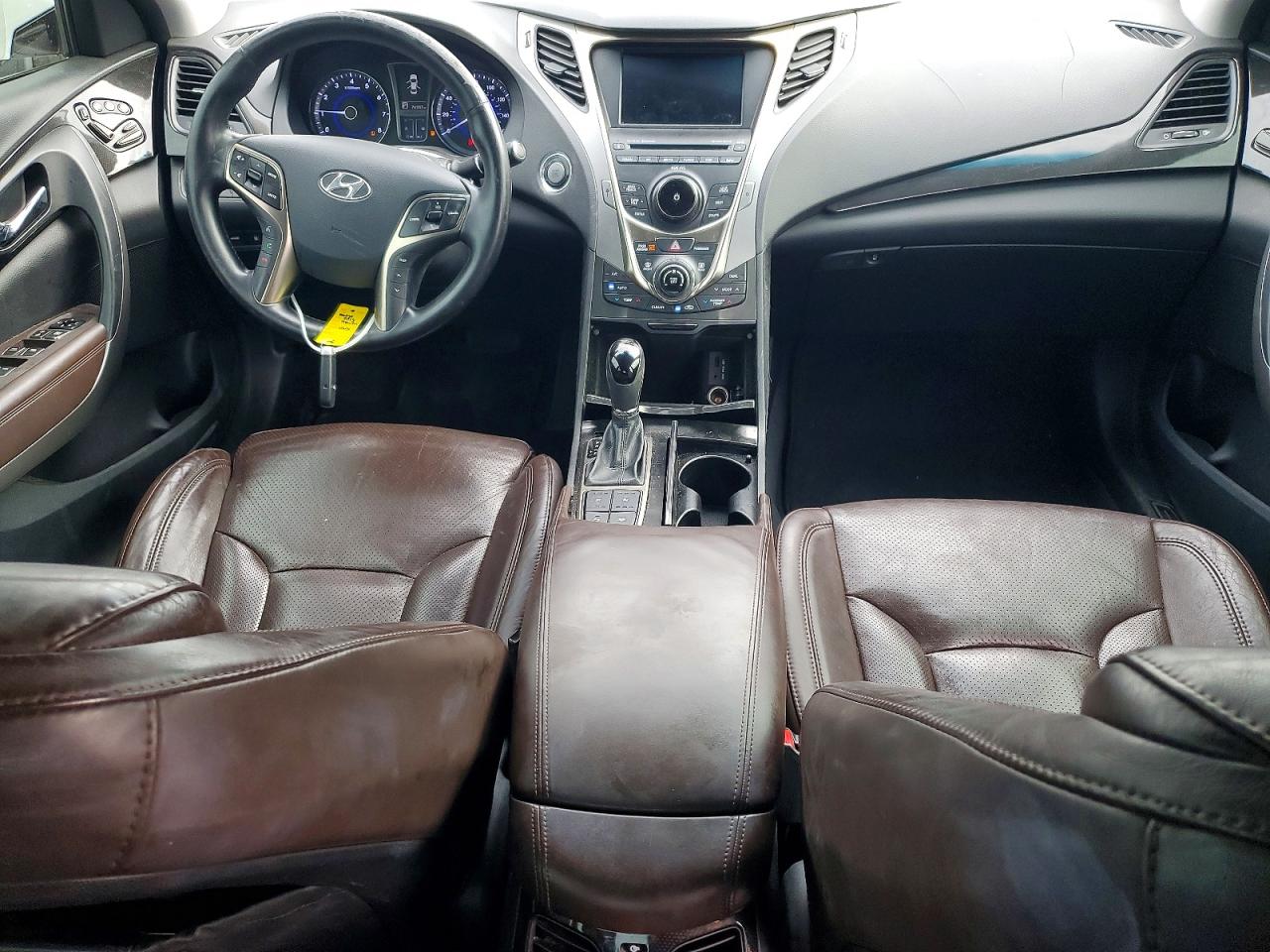 Hyundai Azera Base