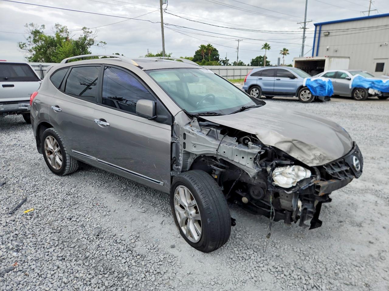 Nissan Rogue S
