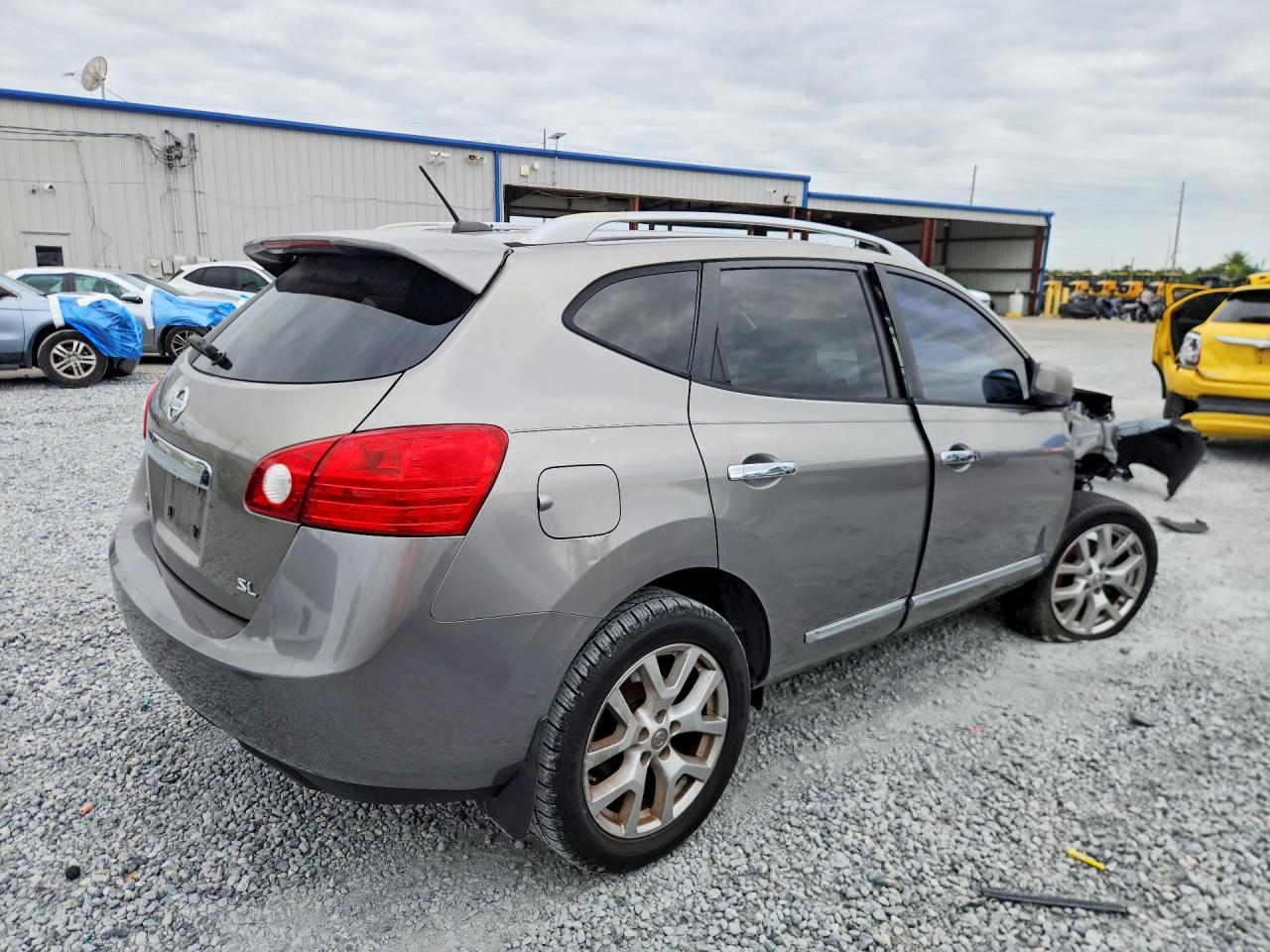 Nissan Rogue S