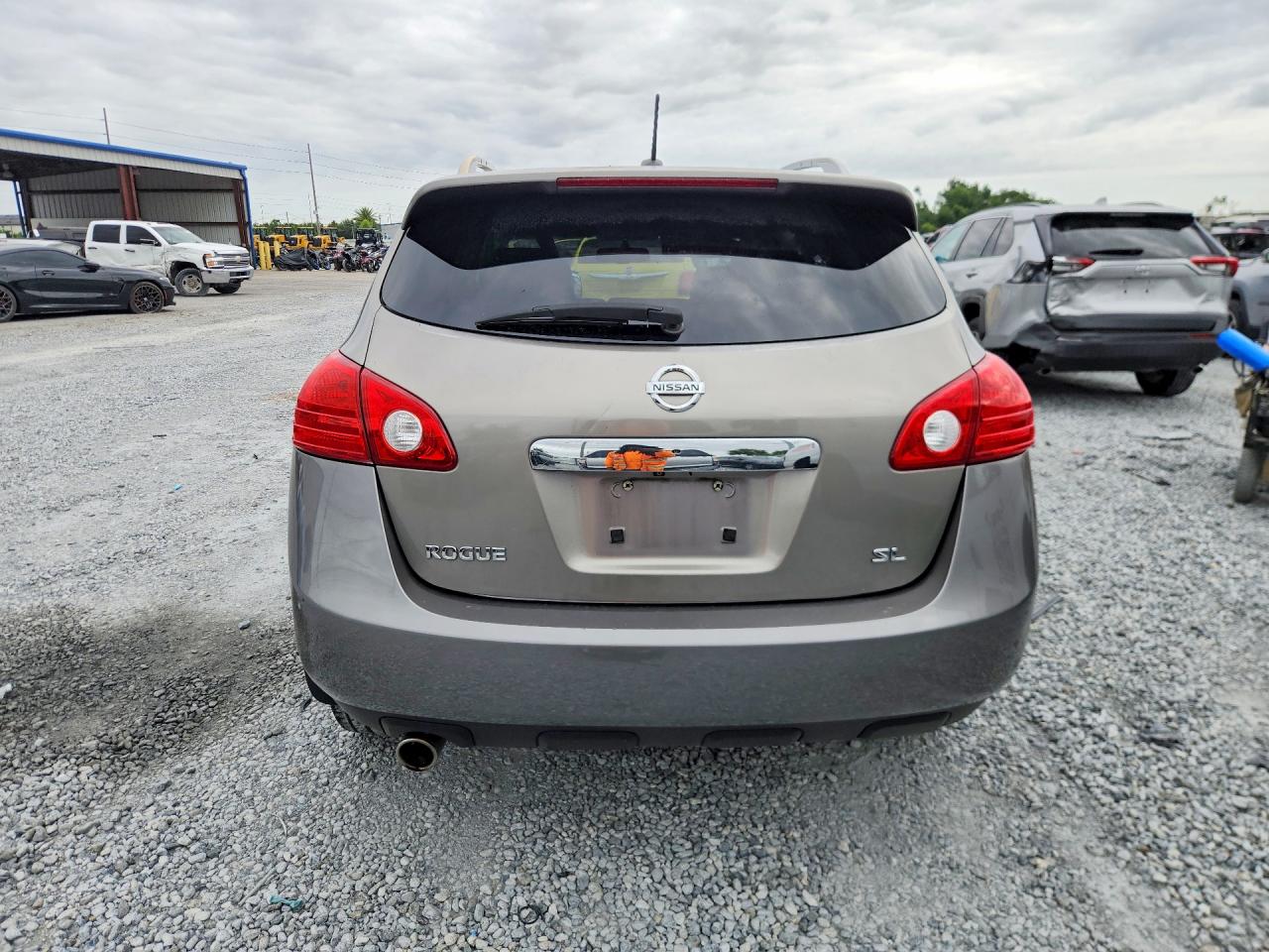 Nissan Rogue S