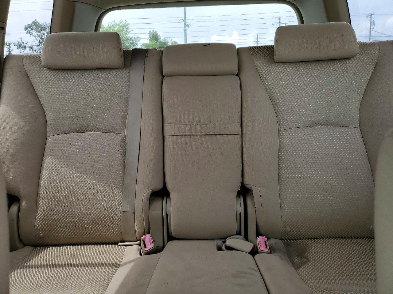 Toyota Highlander Base