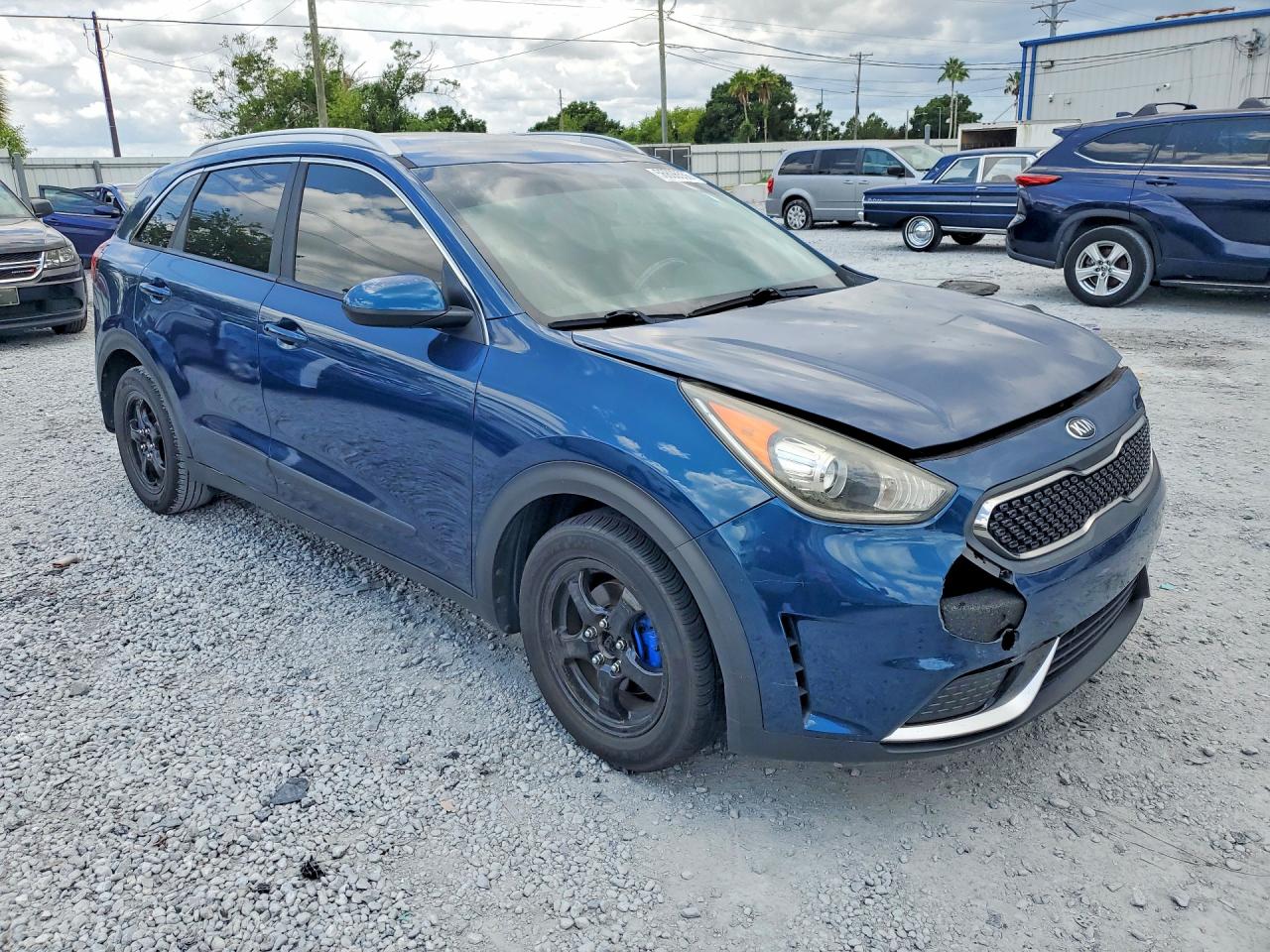Kia Niro Lx