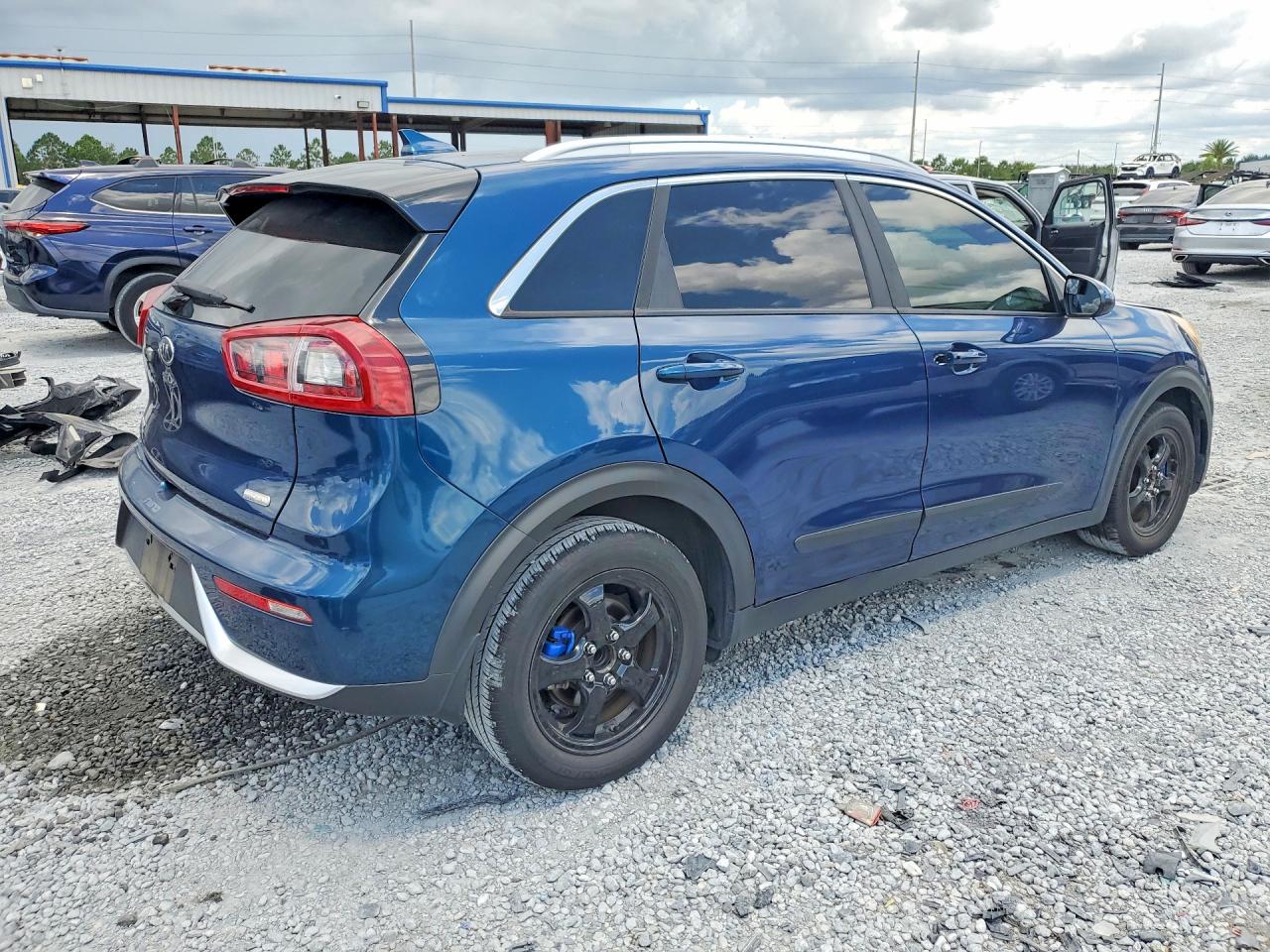 Kia Niro Lx