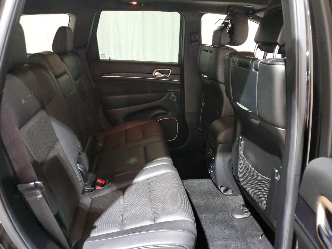 Jeep Cherokee Summit