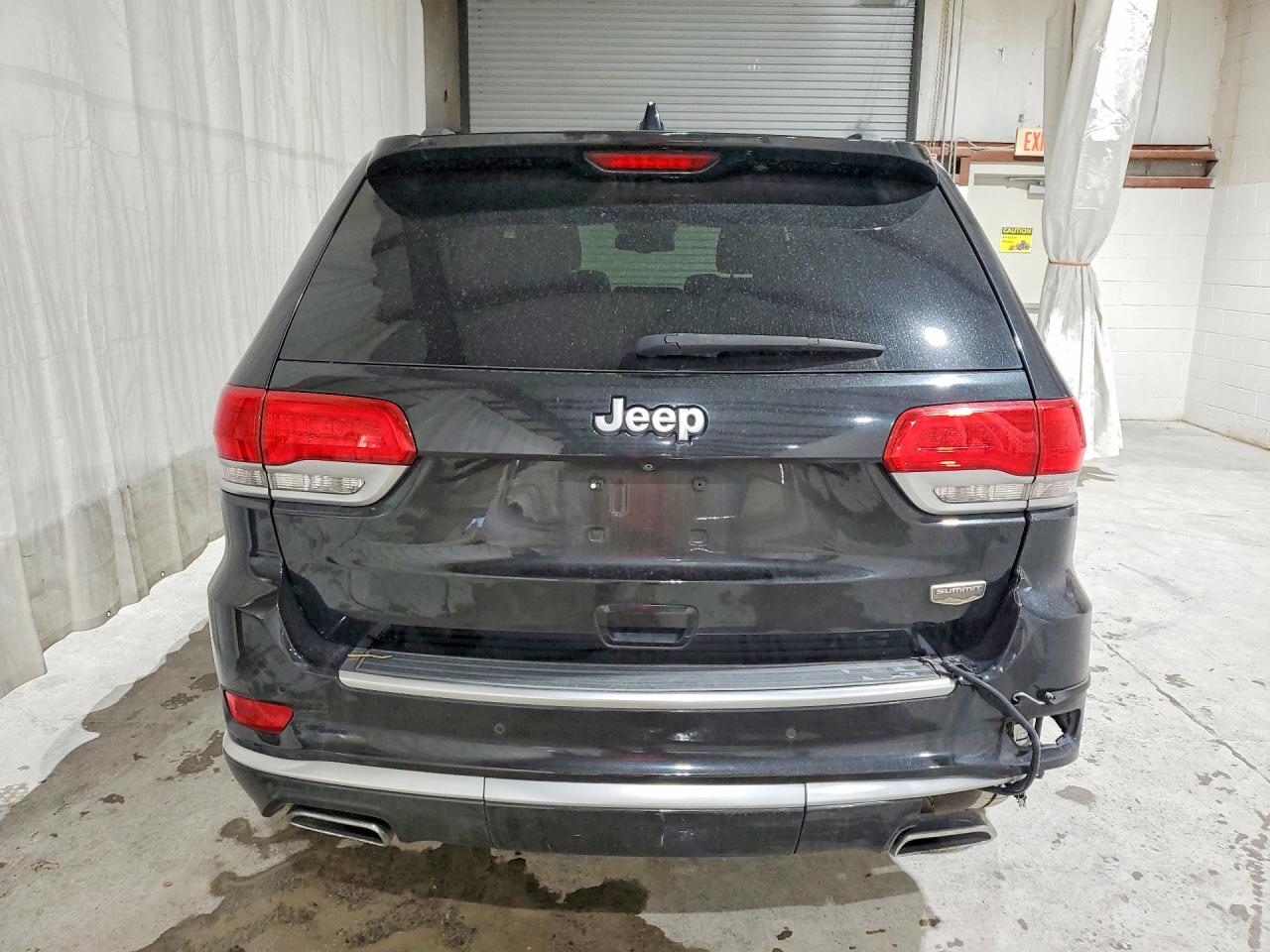 Jeep Cherokee Summit