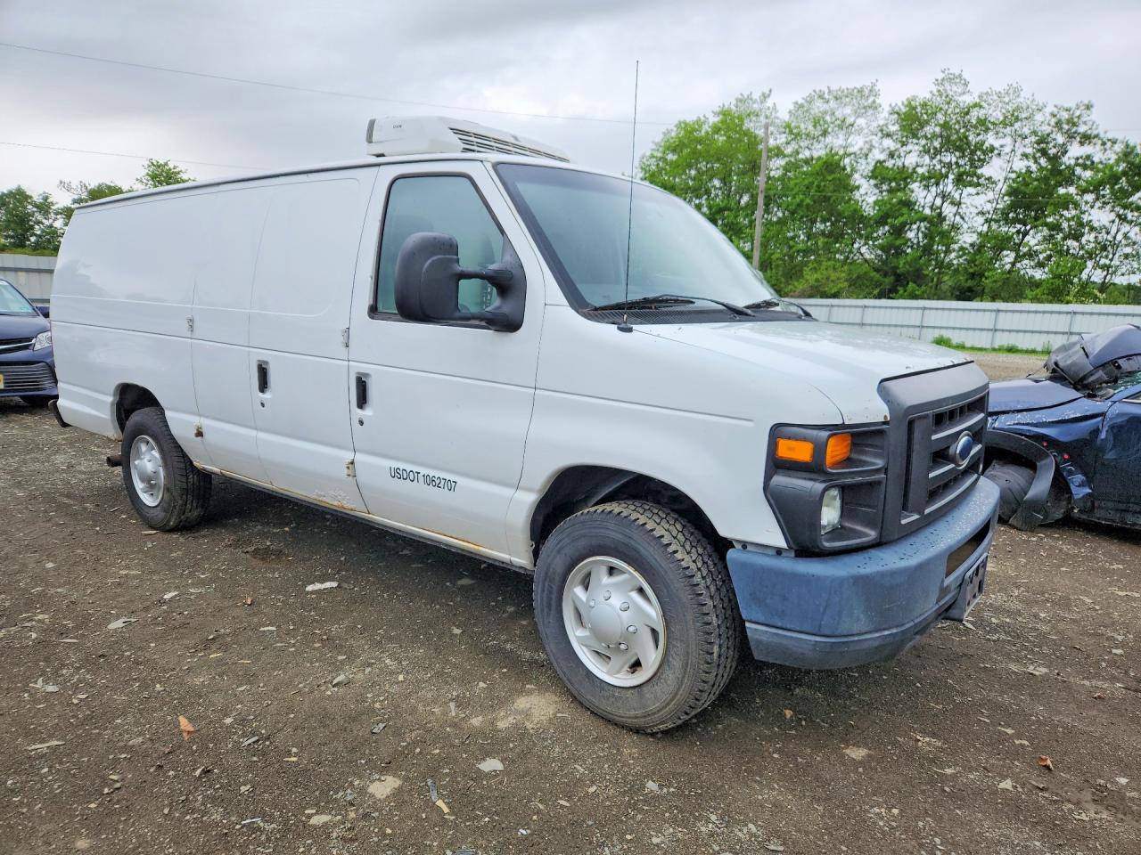 Ford Econoline E350 Super Duty Van