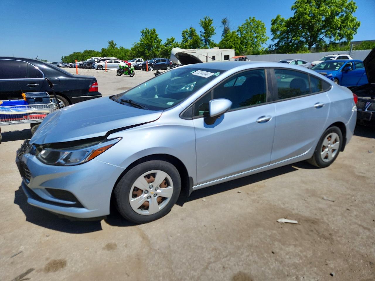 Salvage Chevrolet Cruze Image