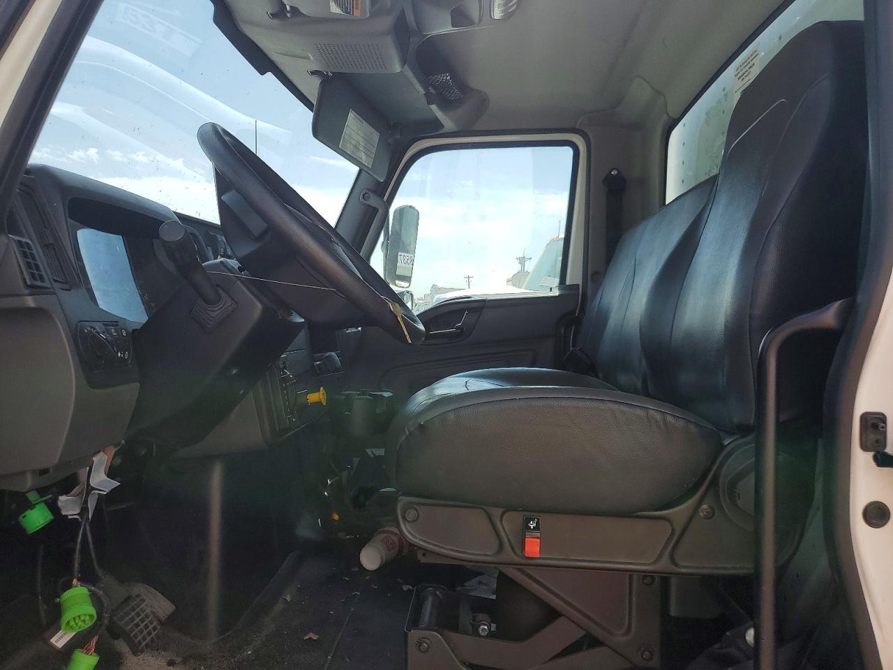 International Mv607