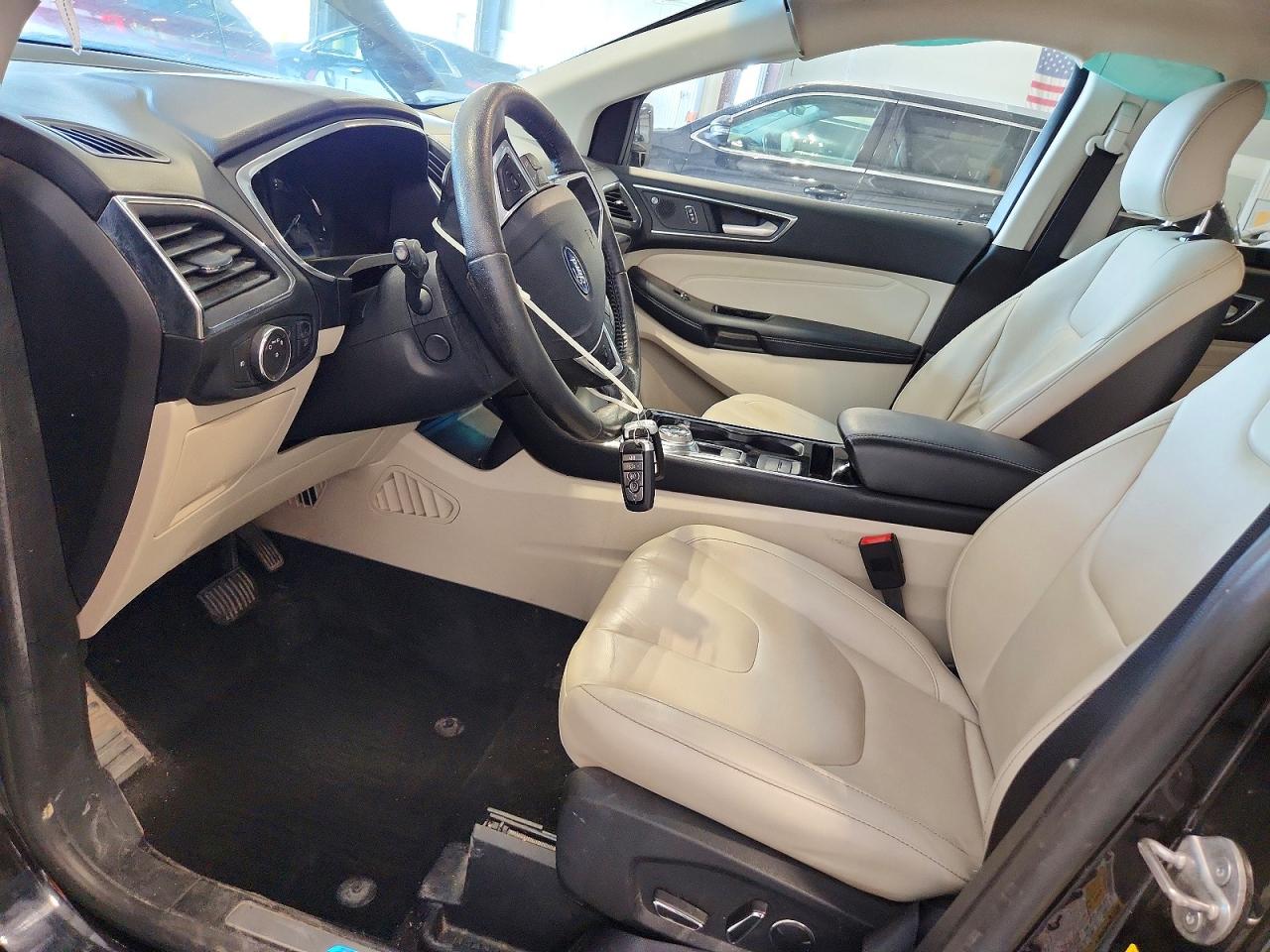 Ford Edge Titanium