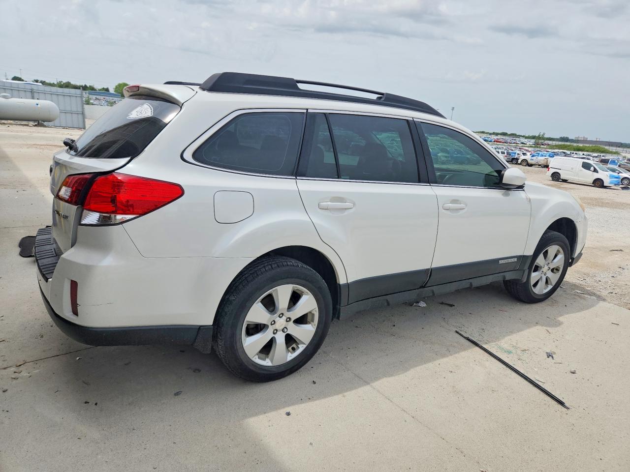 Subaru Outback 2.5i