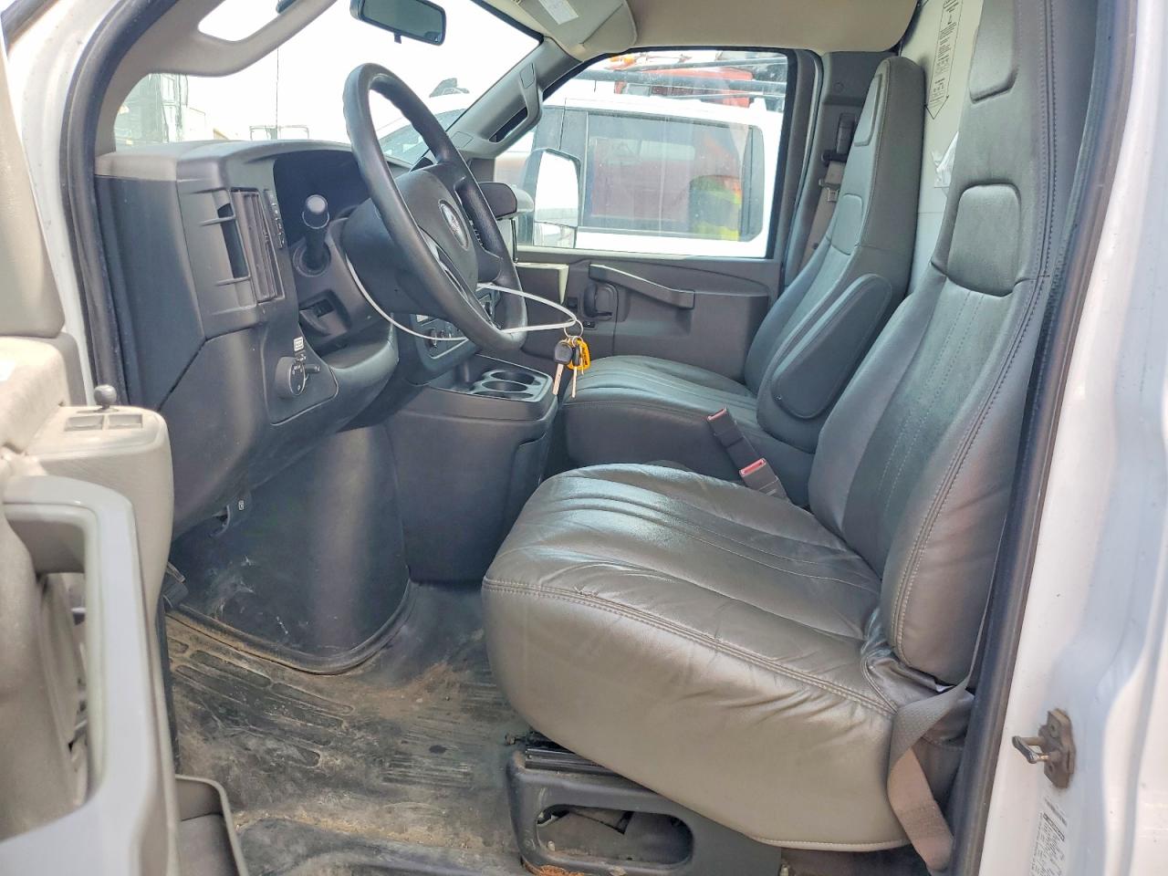 GMC Savana Cutaway G3500