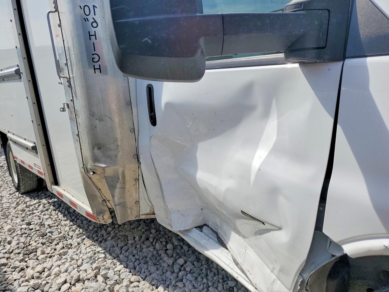 GMC Savana Cutaway G3500
