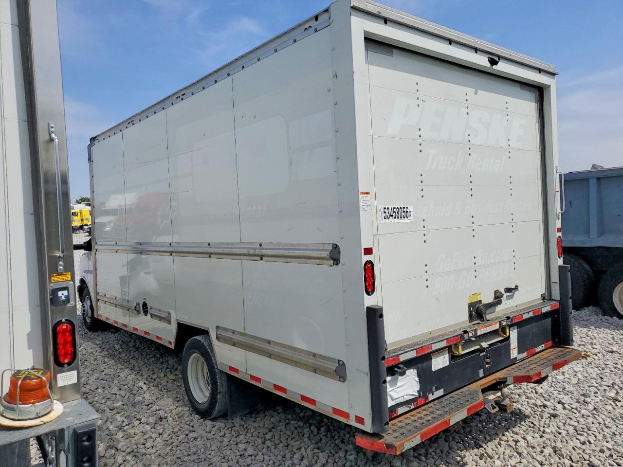 GMC Savana Cutaway G3500