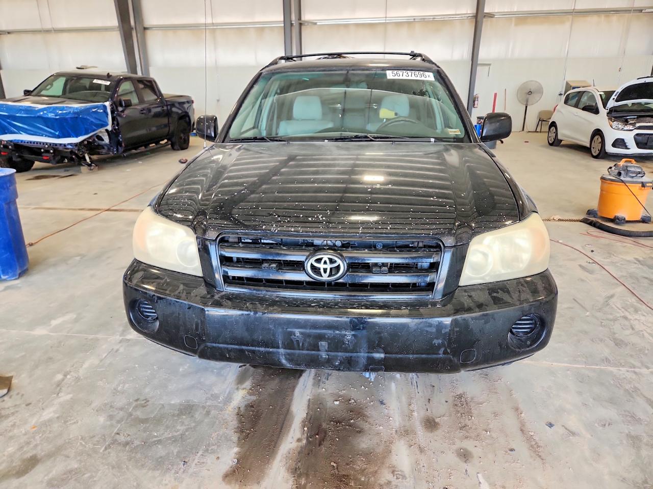 Toyota Highlander Sport