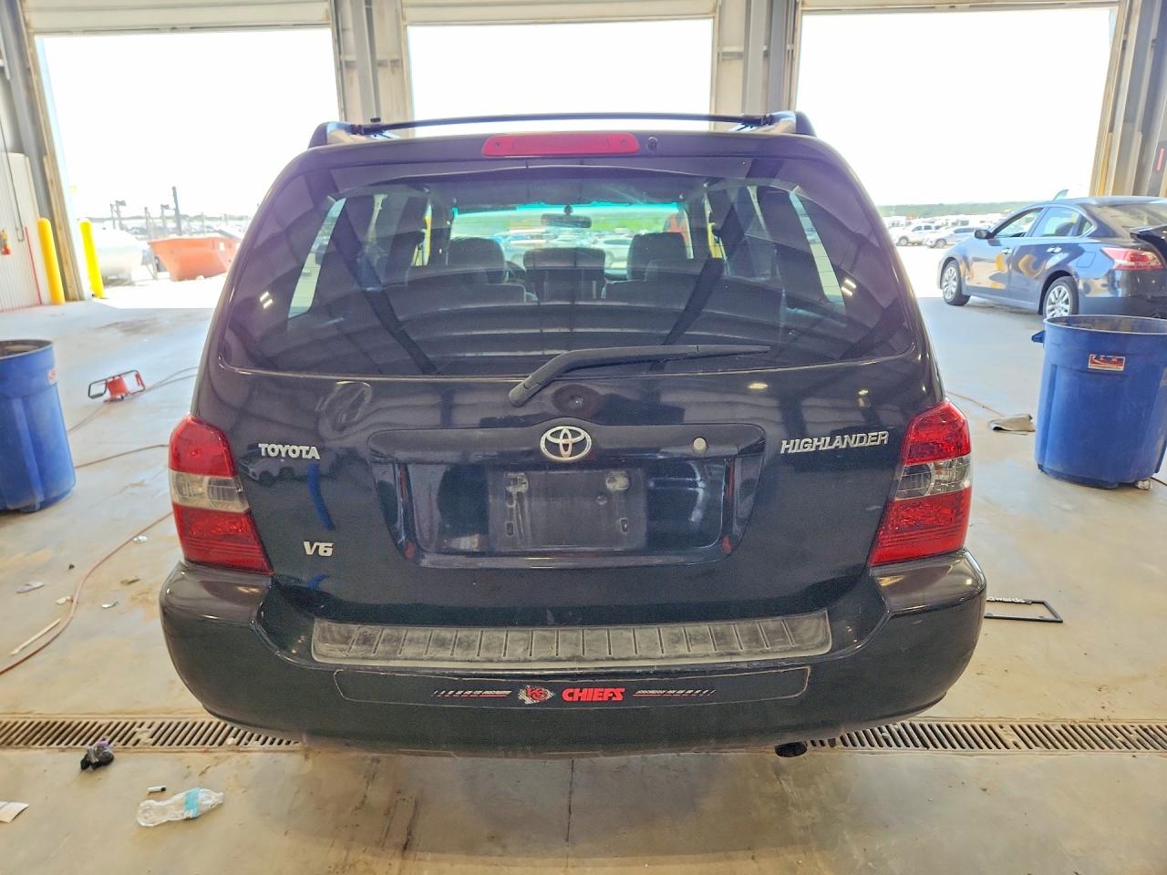 Toyota Highlander Sport
