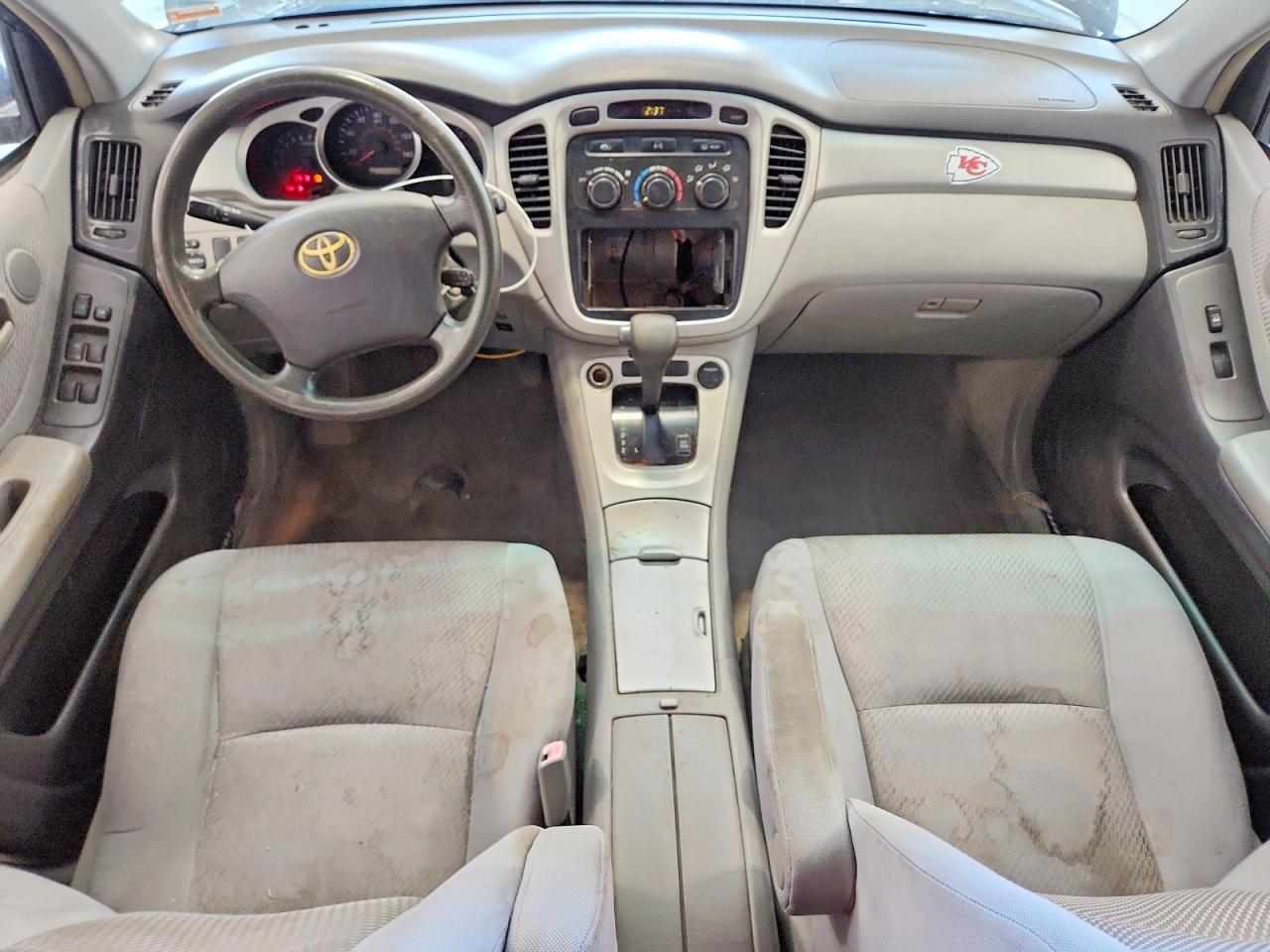 Toyota Highlander Sport