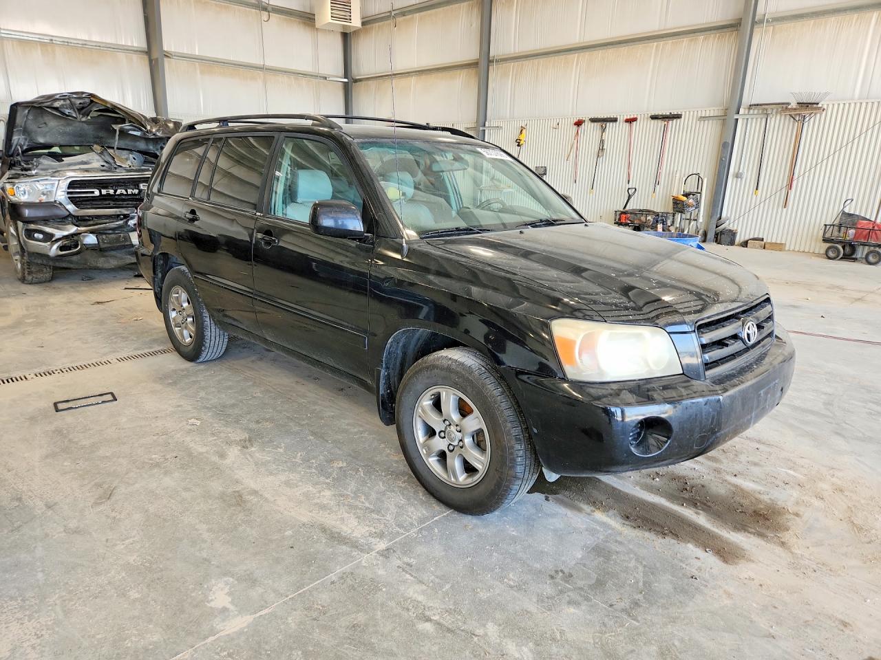 Toyota Highlander Sport