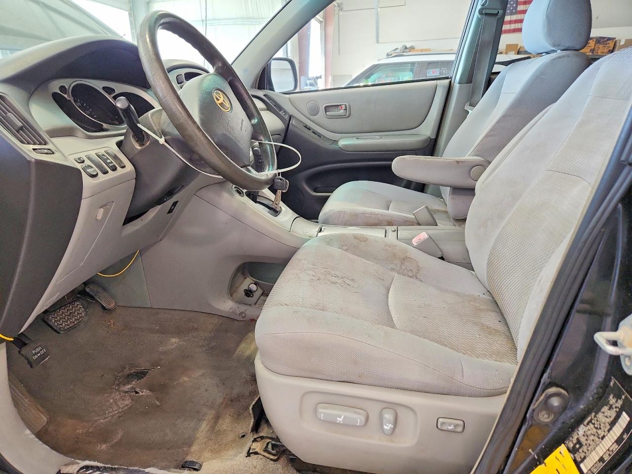 Toyota Highlander Sport