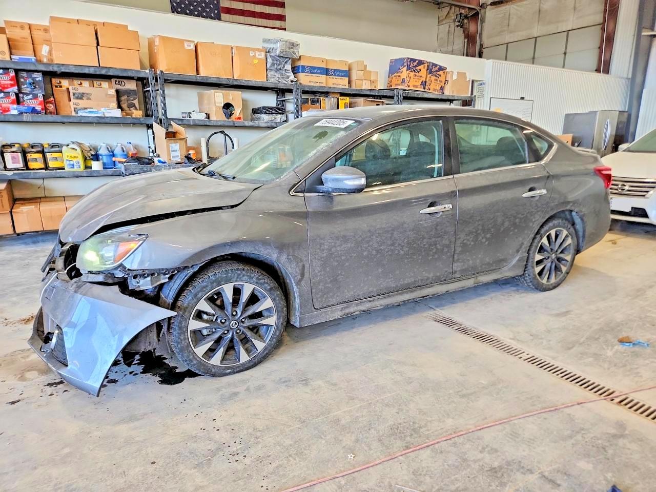 Salvage Nissan Sentra Image