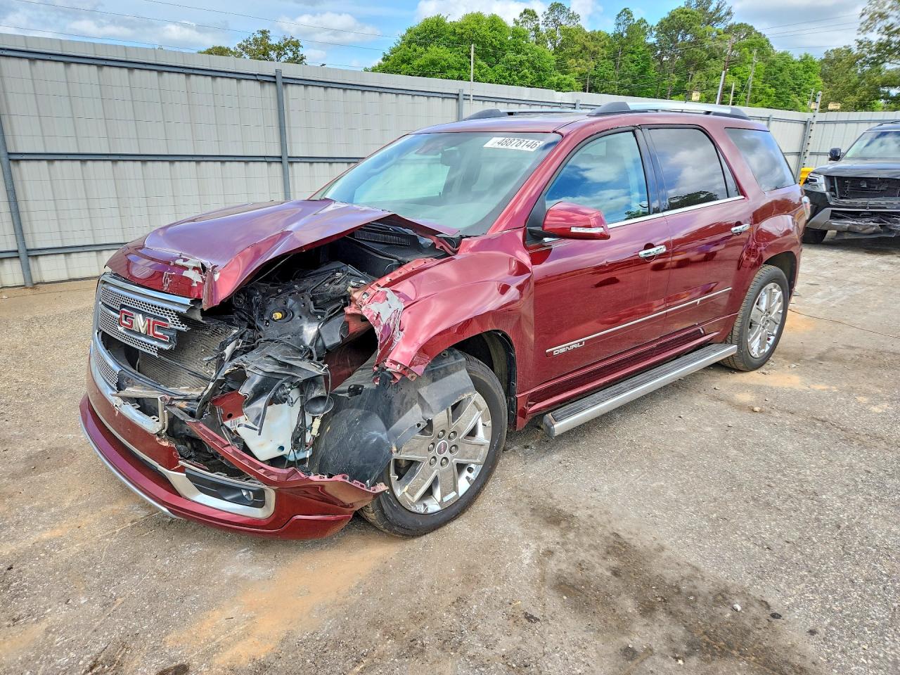 Salvage GMC Acadia Image