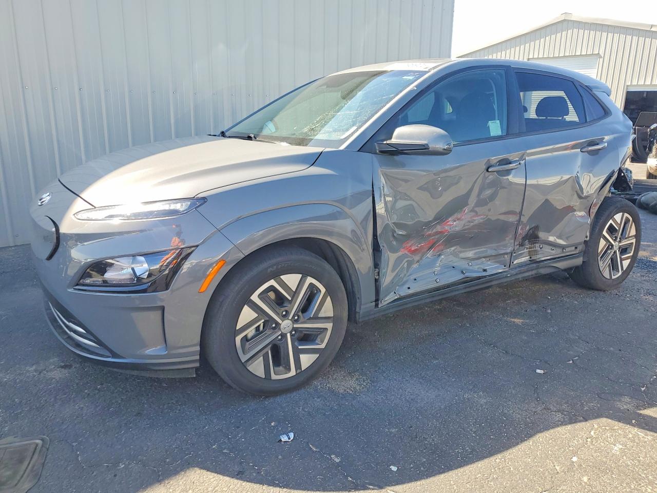 Salvage Hyundai KONA Image