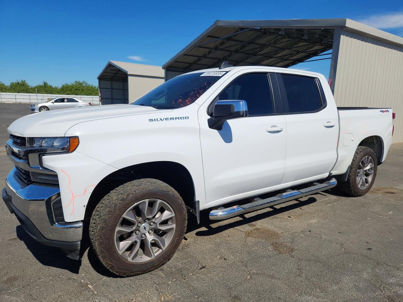 Salvage Chevrolet Silverado Image