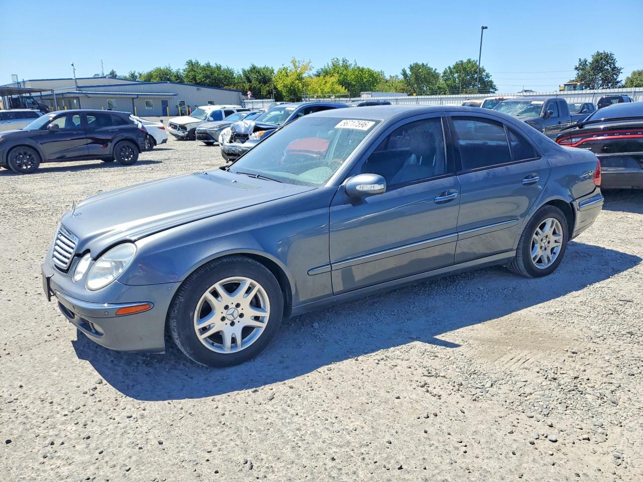 Salvage Mercedes-Benz E-Class Image