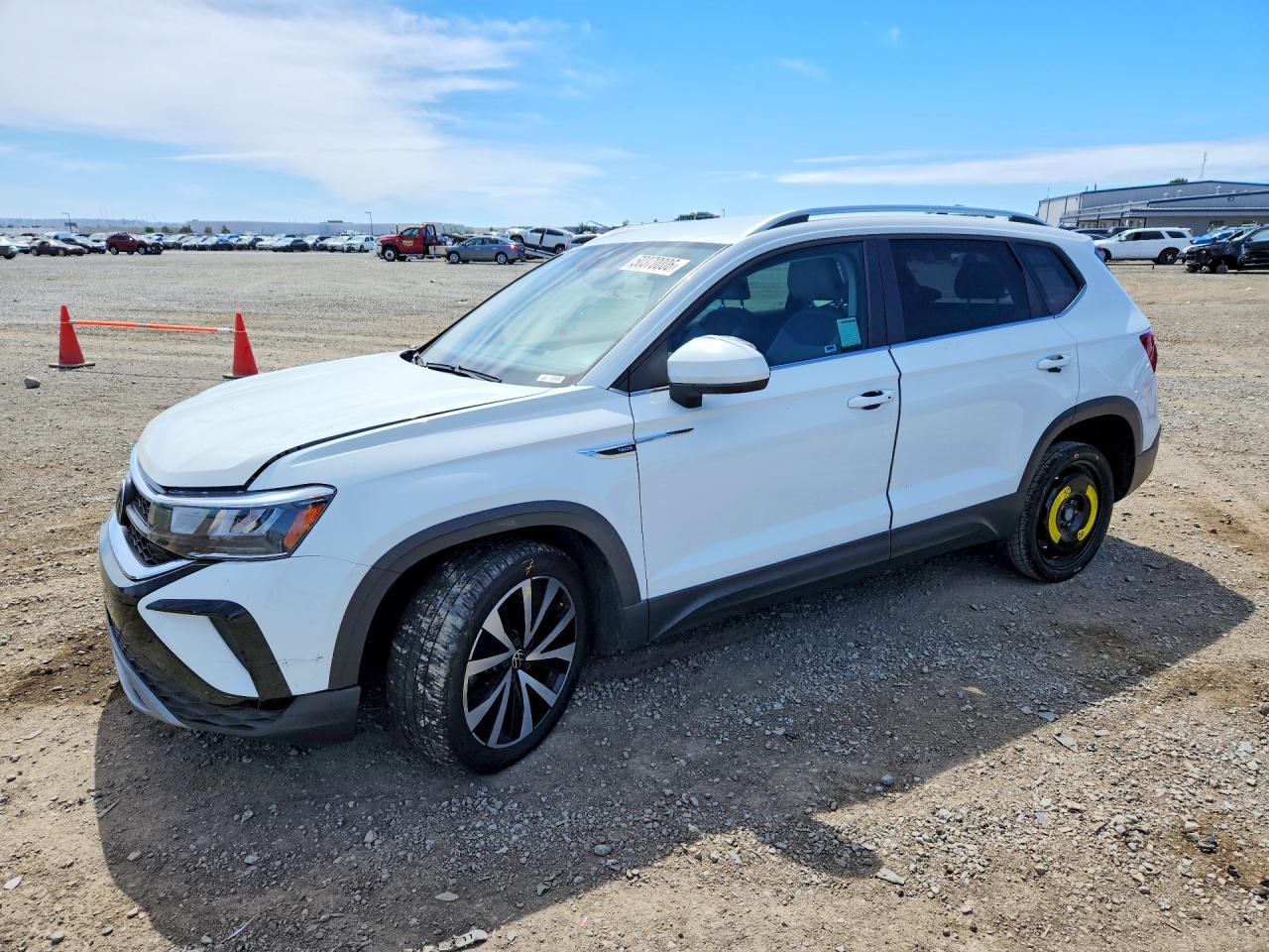 Salvage Volkswagen Taos Image
