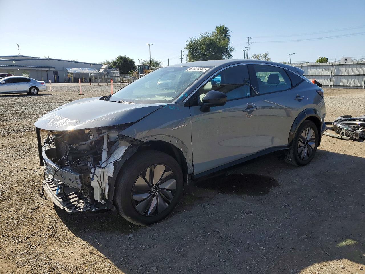 Salvage Nissan Ariya Image