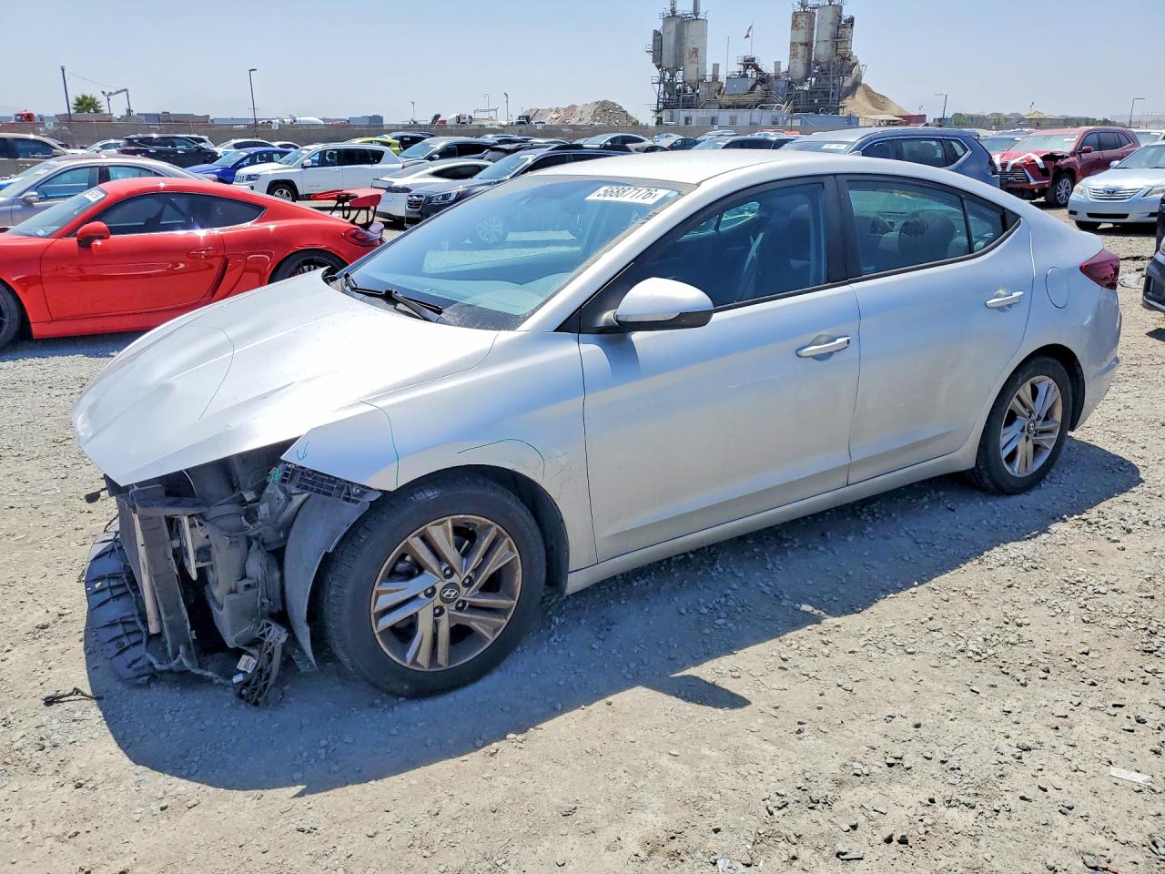 Salvage Hyundai ELANTRA Image