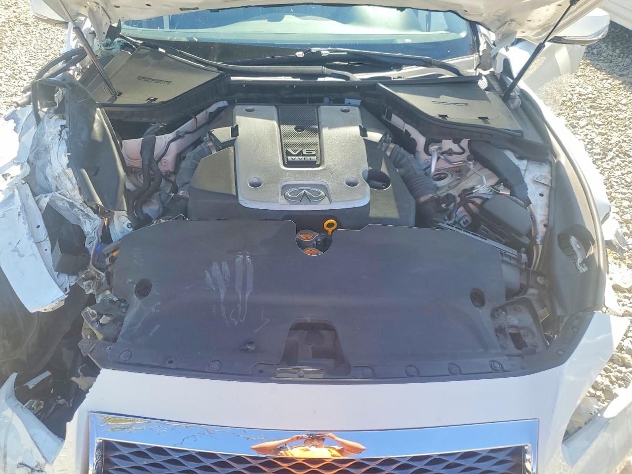 INFINITI Q50 Premium