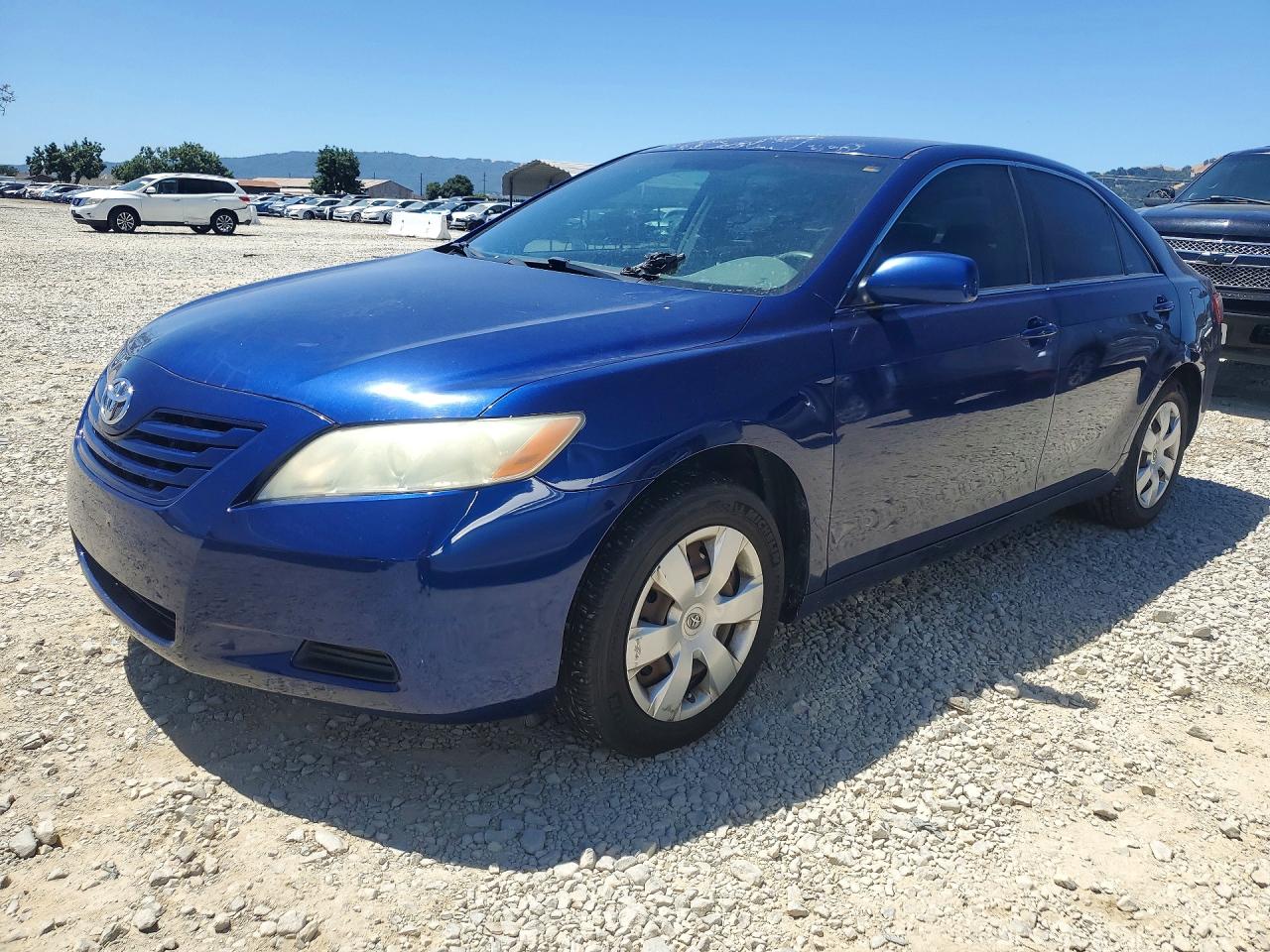Salvage Toyota Camry Image