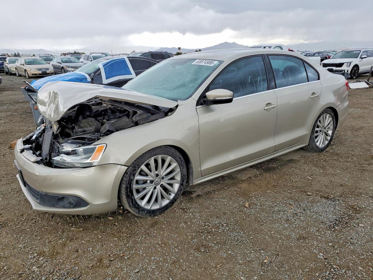 Salvage Volkswagen Jetta Image