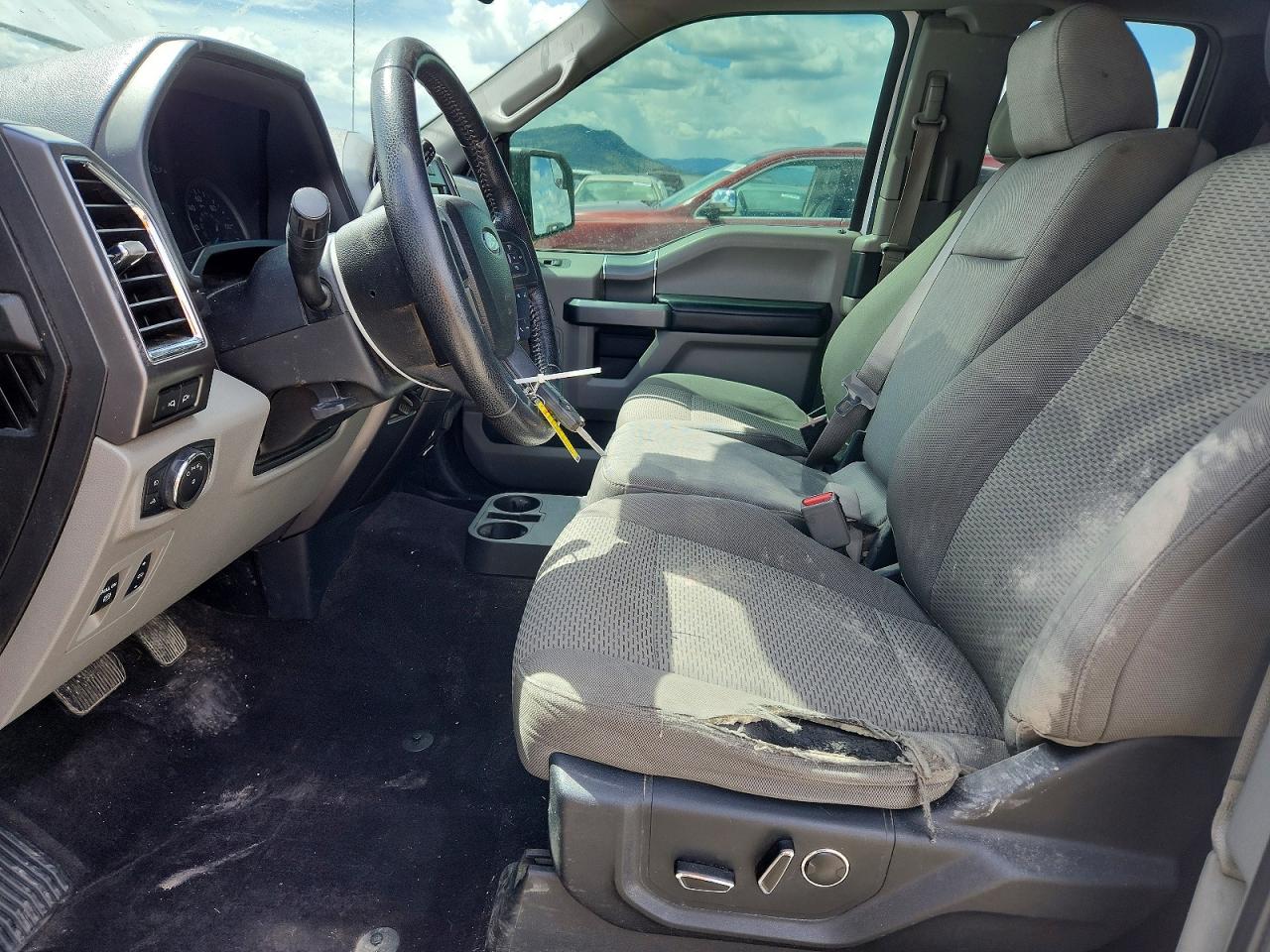 Ford F-150 Super Cab