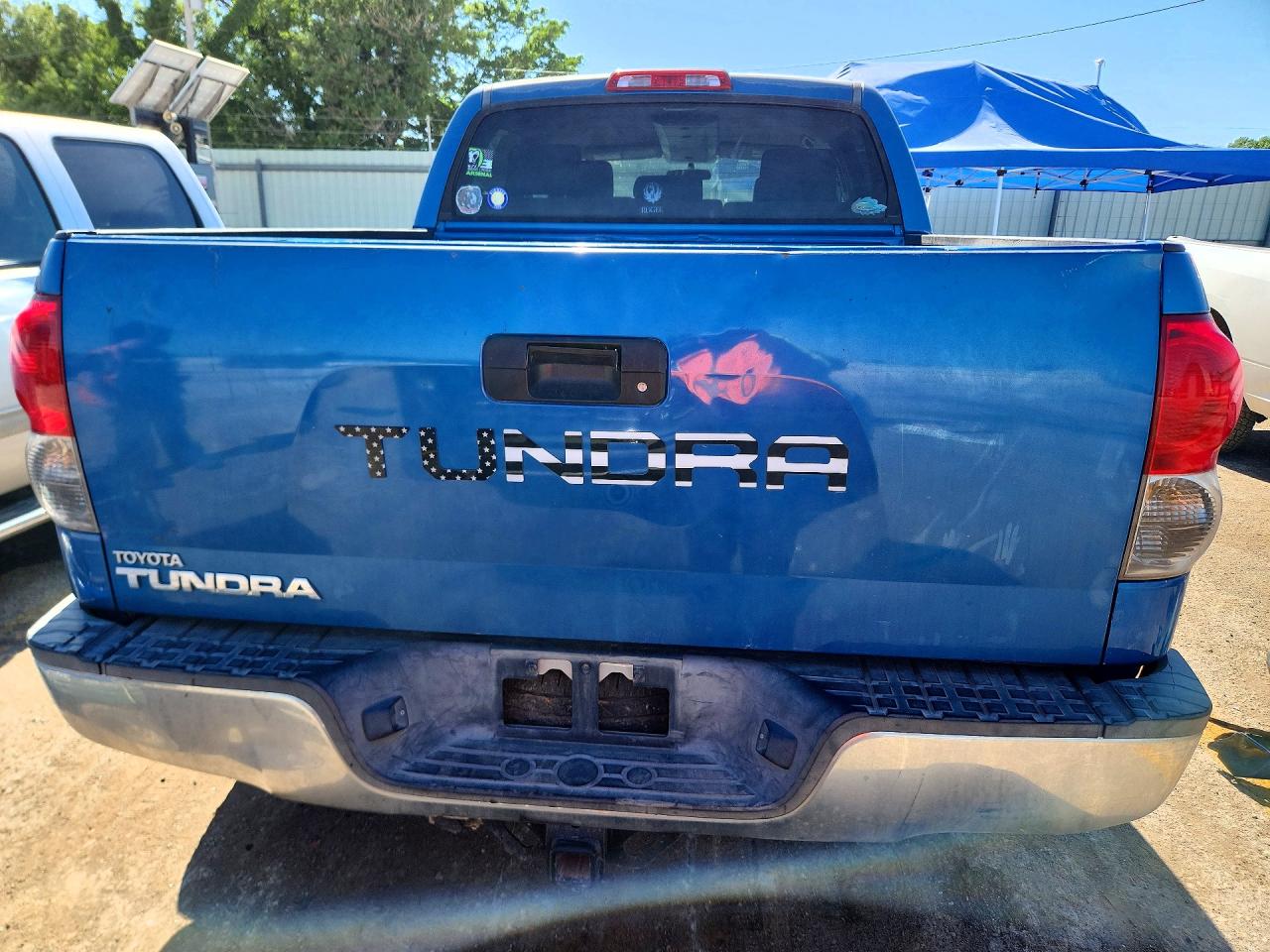 Toyota Tundra Crewmax Sr5